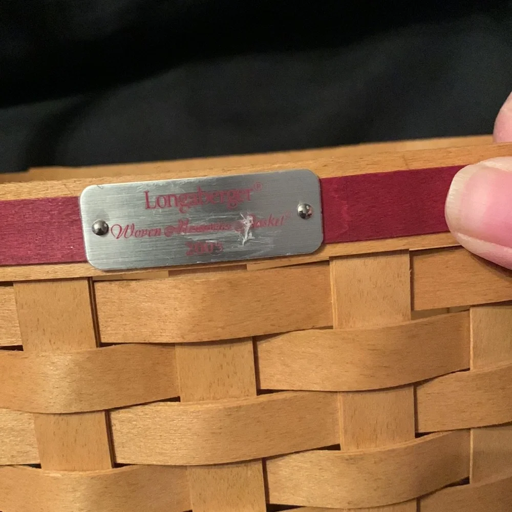 Longaberger 2005 Woven Memories Basket with Liner, Protector, and Produc…